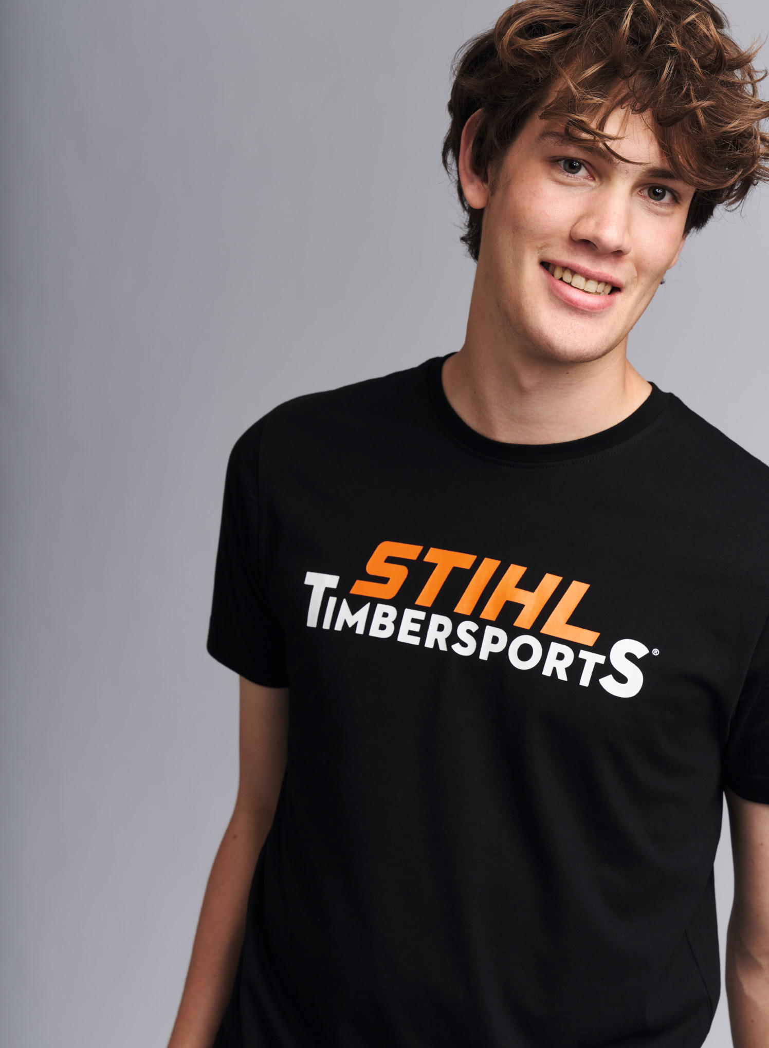 Тениска "LOGO CHEST"